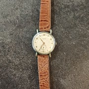 Miesten Rannekello Frenca nahkarannekkeella