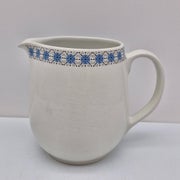 Arabia, T&auml;hti Maitokannu, Raija Uosikkinen