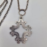 Kalevala Koru, Riipus Euran Osmanm&auml;est&auml;, hopeoitu.