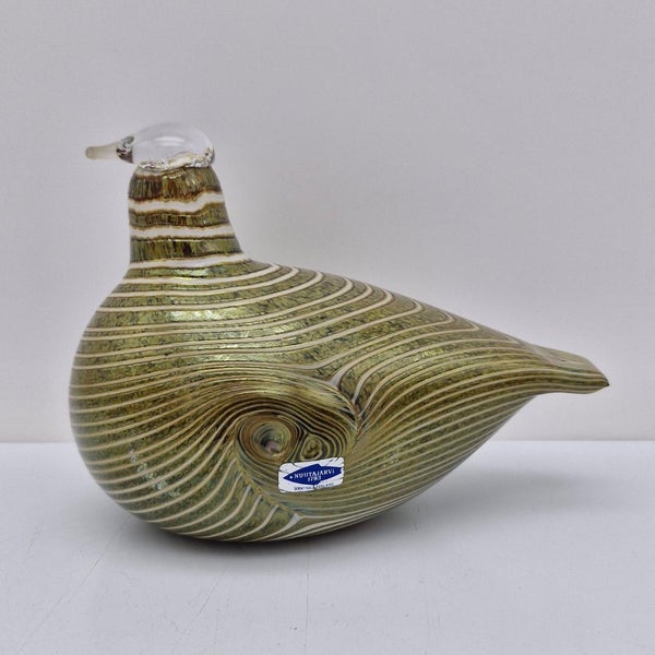 Nuutaj&auml;rvi, Oiva Toikka, Lasilintu Alli, signeerattu