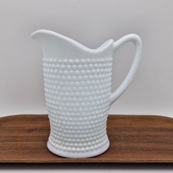 Riihim&auml;en Lasi, Kaadin, valkoinen luulasia